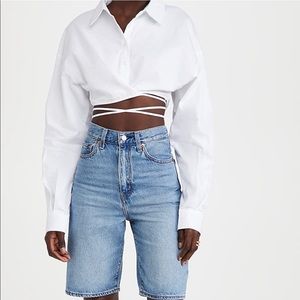 White Lioness hideaway crop shirt. Button front crop top. Size small